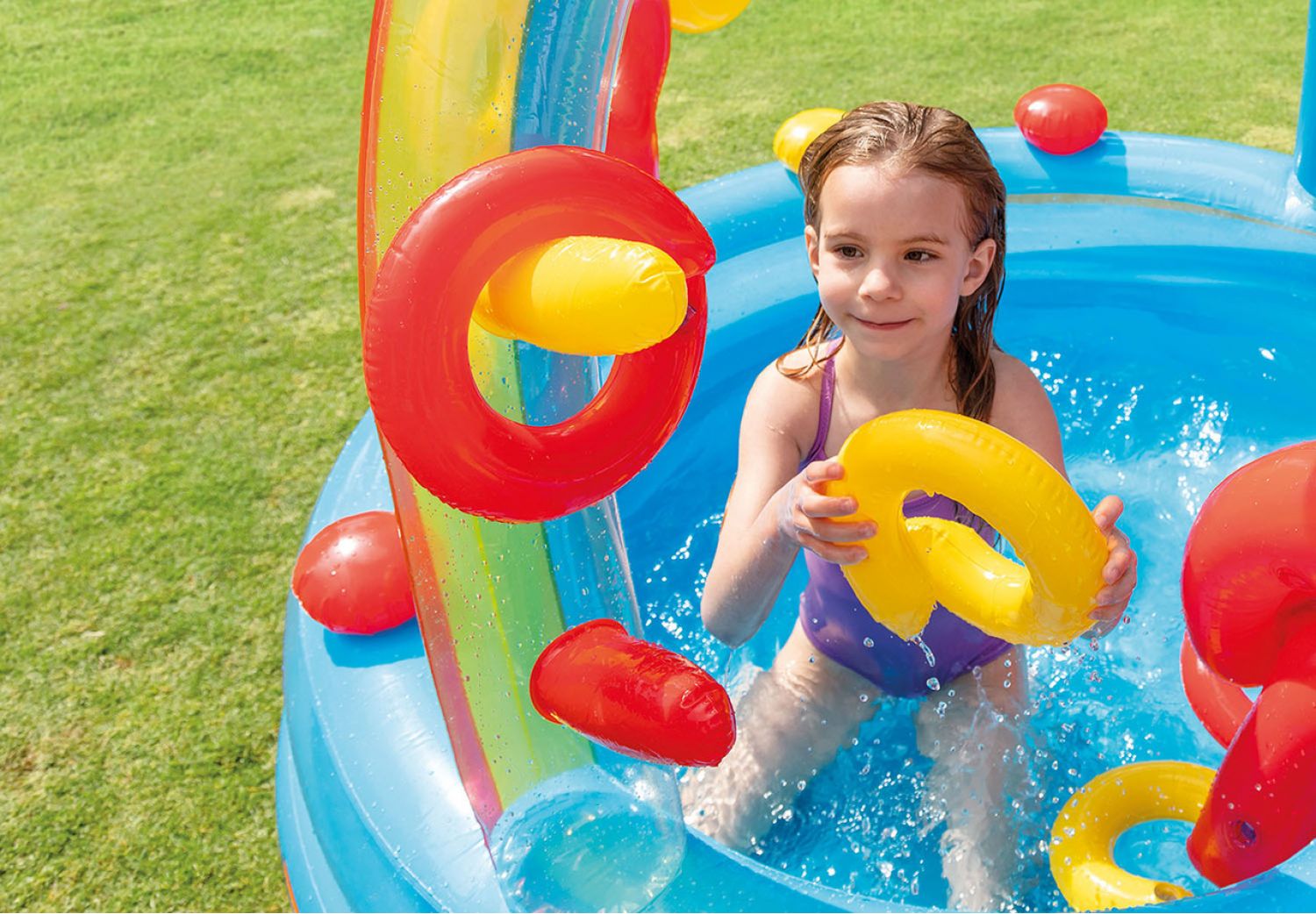 Set de Juego de agua inflable  - Play Center Inflable Rainbow   - 2.97m x 1.93m x 1.35m  Capacidad 227 Lt  Mod 19620/0